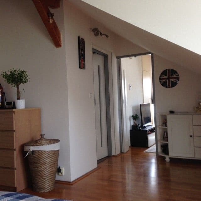 Pronájem bytu 2+kk 42 m², Za Strahovem, Praha, Praha Pronájem bytu 2+kk 42 m², Za Strahovem, Praha, Praha