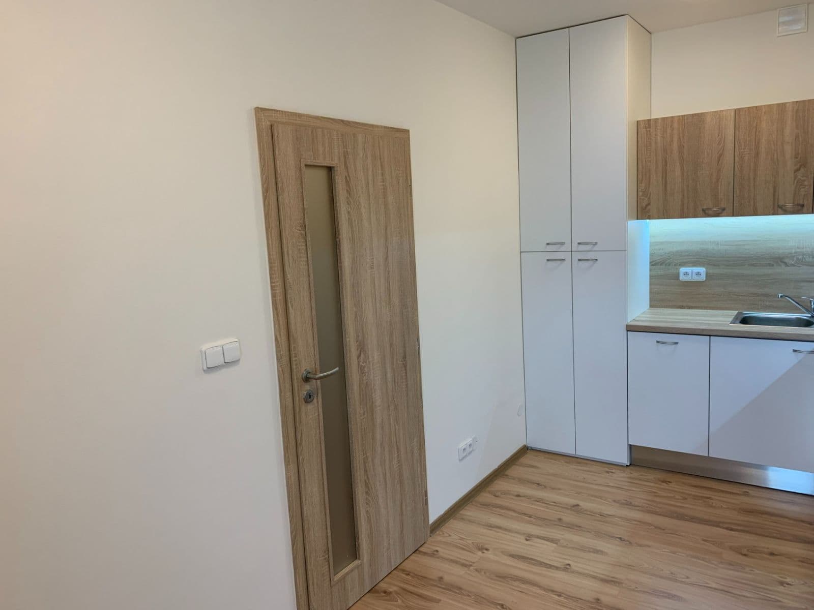 Prodej bytu 3+1 141 m², Cementářská, Praha, Praha Prodej bytu 3+1 141 m², Cementářská, Praha, Praha