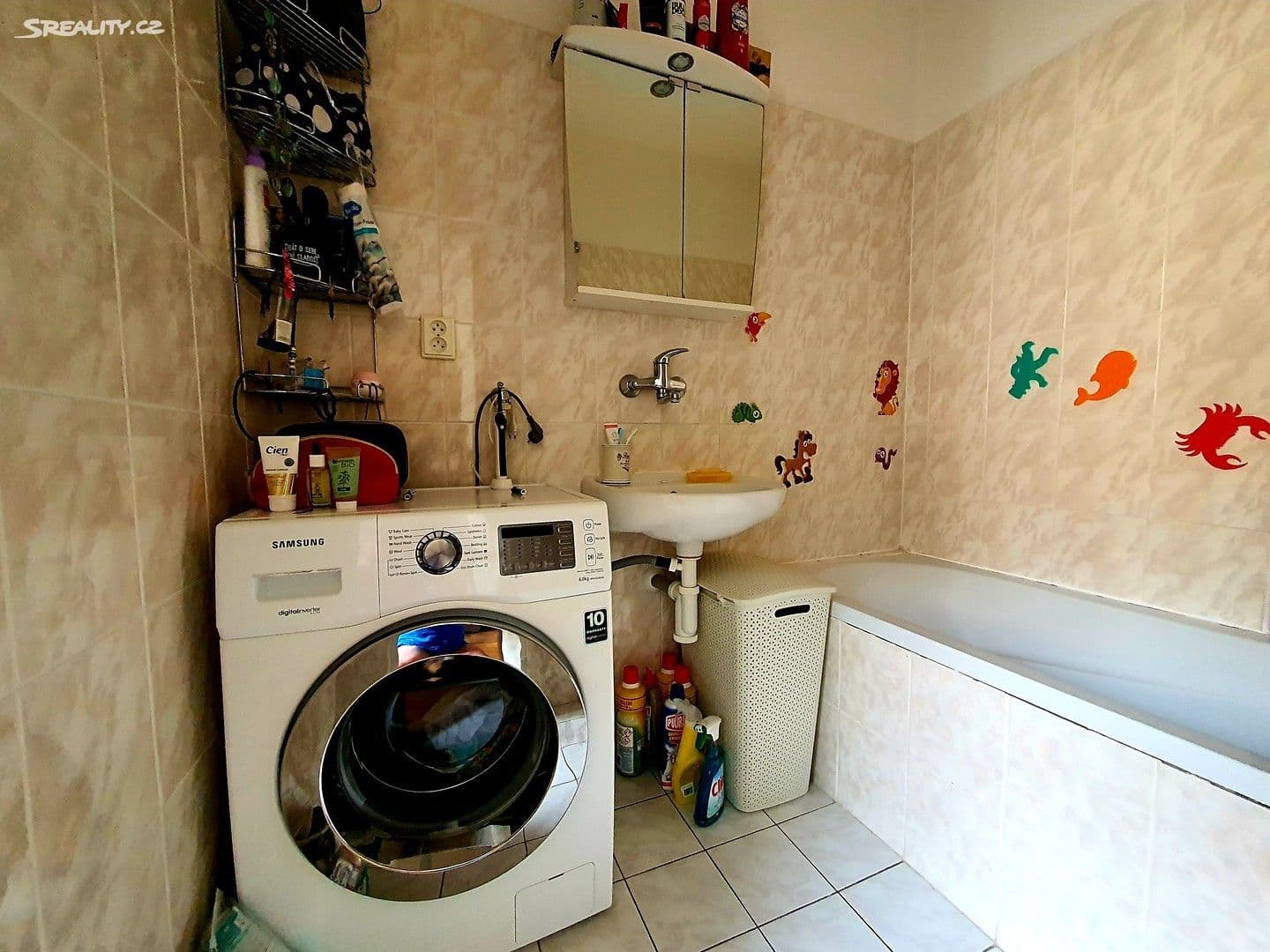 Pronájem bytu 2+1 60 m², Opletalova, Adamov, Jihomoravský kraj Pronájem bytu 2+1 60 m², Opletalova, Adamov, Jihomoravský kraj