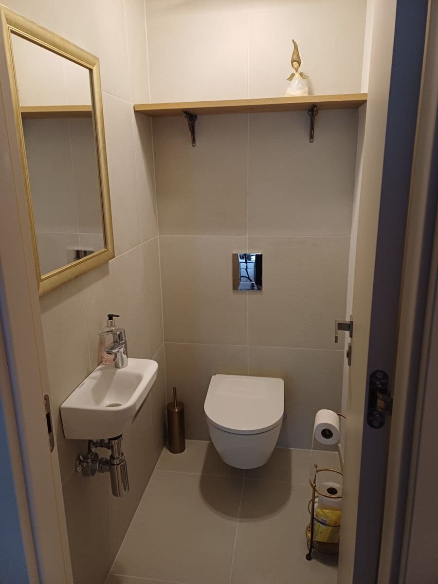 Pronájem bytu 2+1 53 m², Ružinov, Bratislavský kraj Pronájem bytu 2+1 53 m², Ružinov, Bratislavský kraj