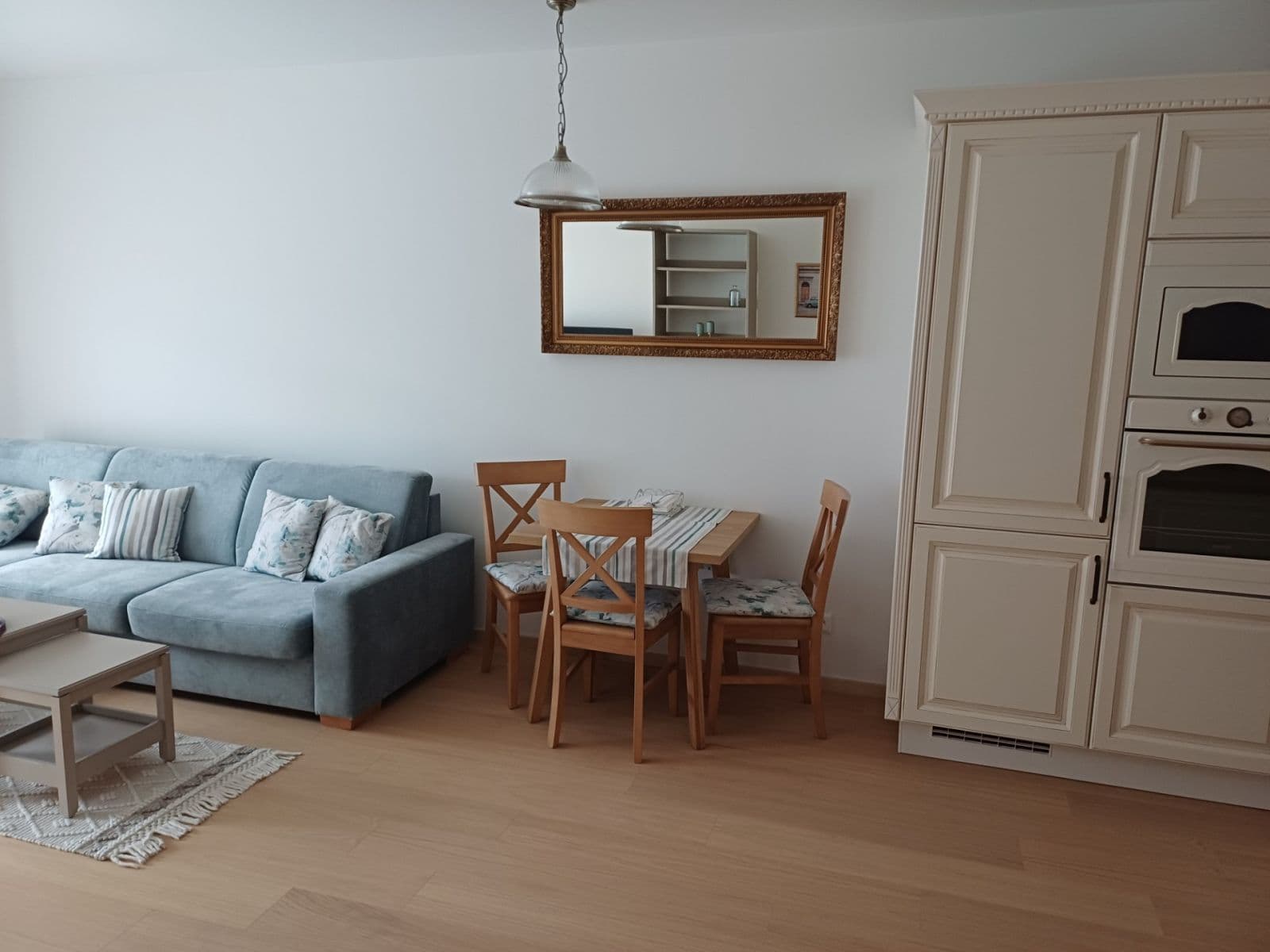 Pronájem bytu 2+1 53 m², Ružinov, Bratislavský kraj Pronájem bytu 2+1 53 m², Ružinov, Bratislavský kraj