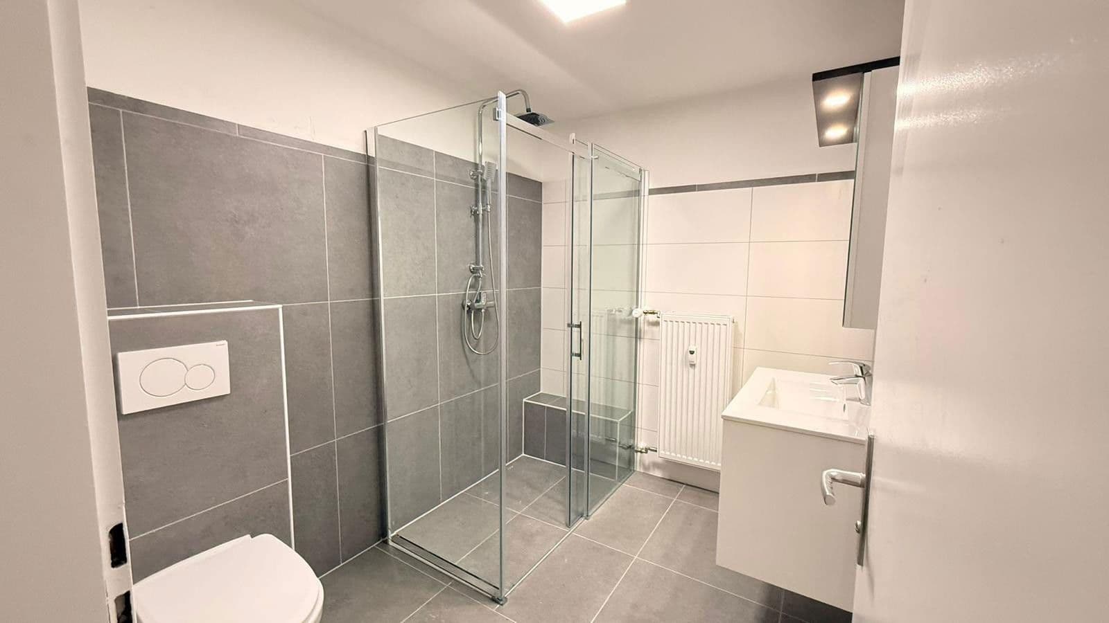 Pronájem bytu 2+1 78 m², Friedrich-Ebert Str, Dossenheim, Bádensko-Württembersko Pronájem bytu 2+1 78 m², Friedrich-Ebert Str, Dossenheim, Bádensko-Württembersko
