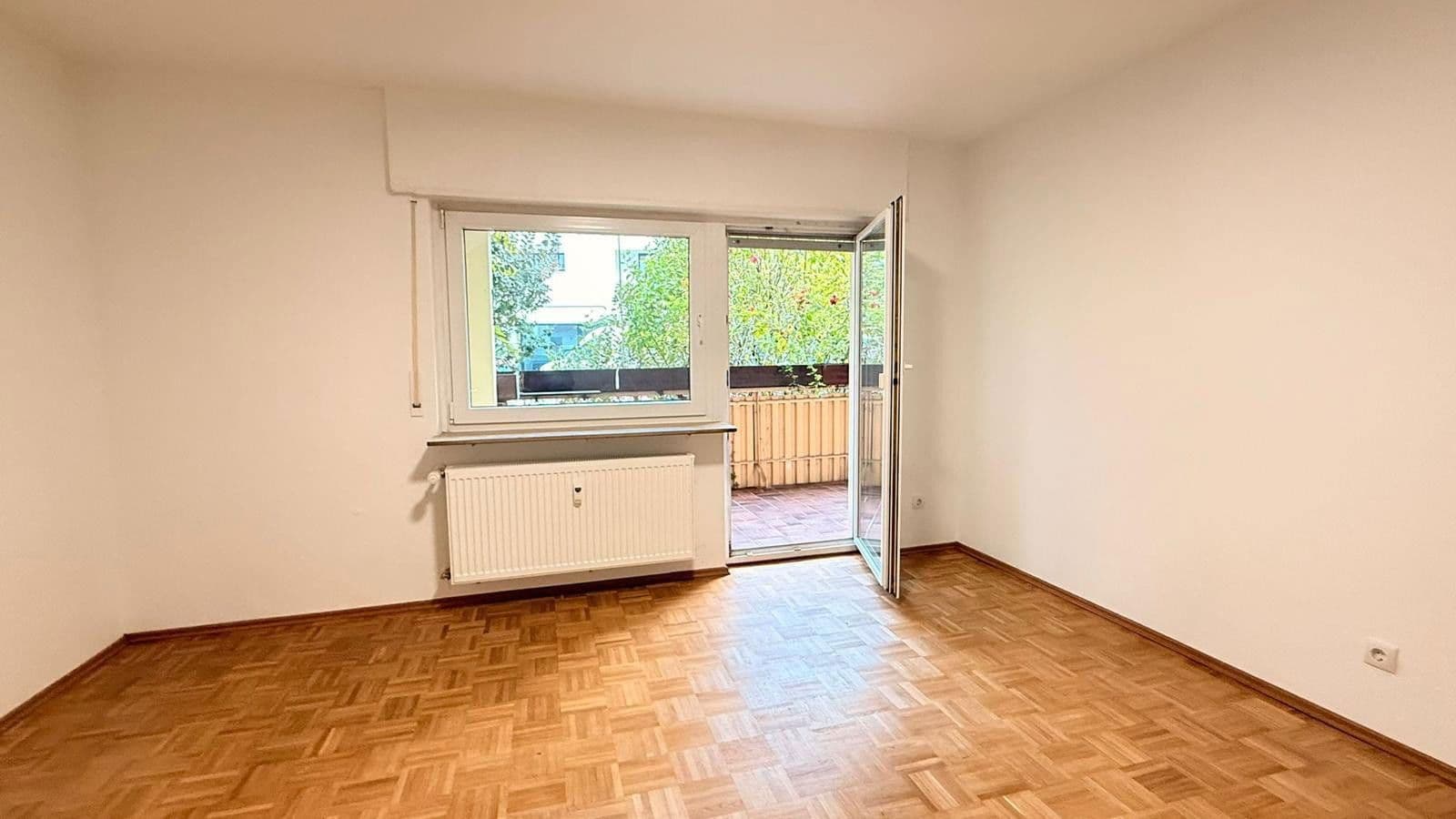 Pronájem bytu 2+1 78 m², Friedrich-Ebert Str, Dossenheim, Bádensko-Württembersko Pronájem bytu 2+1 78 m², Friedrich-Ebert Str, Dossenheim, Bádensko-Württembersko