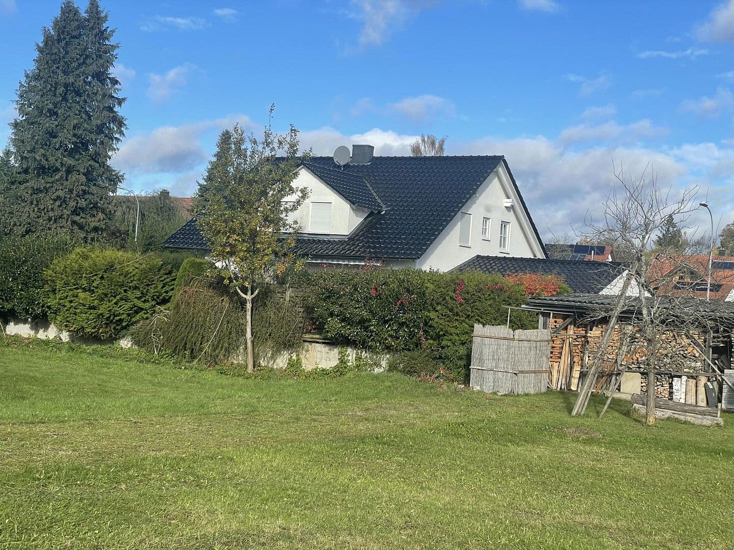 Prodej domu 147 m², pozemek 456 m², Eutingen im Gäu, Bádensko-Württembersko Prodej domu 147 m², pozemek 456 m², Eutingen im Gäu, Bádensko-Württembersko