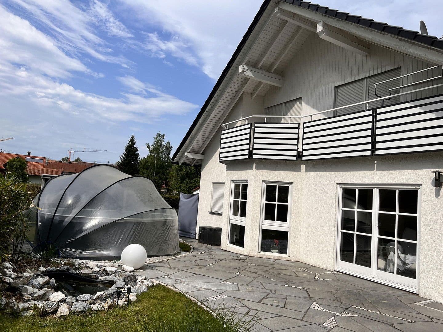 Prodej domu 147 m², pozemek 456 m², Eutingen im Gäu, Bádensko-Württembersko Prodej domu 147 m², pozemek 456 m², Eutingen im Gäu, Bádensko-Württembersko