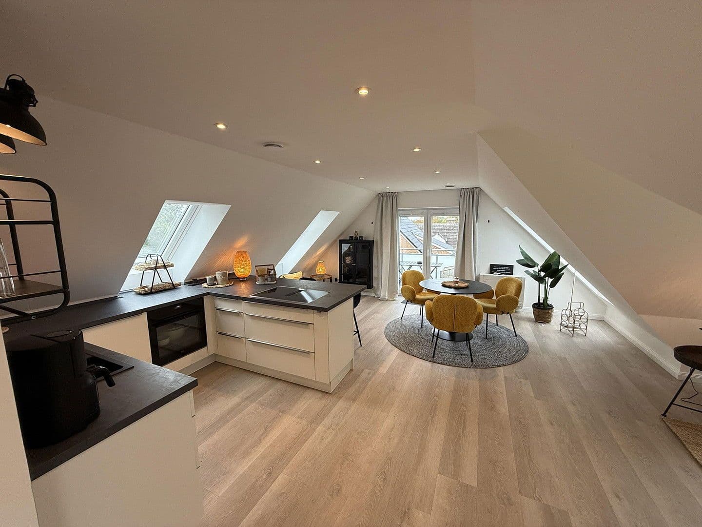 Pronájem bytu 2+1 75 m², Klevendeicher Chaussee 2, Moorrege, Šlesvicko-Holštýnsko Pronájem bytu 2+1 75 m², Klevendeicher Chaussee 2, Moorrege, Šlesvicko-Holštýnsko