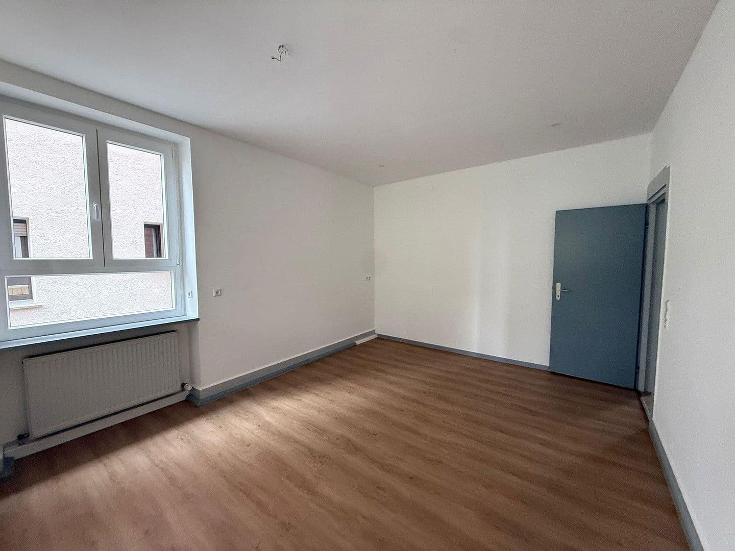 Pronájem bytu 3+1 81 m², Heilbronn, Bádensko-Württembersko Pronájem bytu 3+1 81 m², Heilbronn, Bádensko-Württembersko