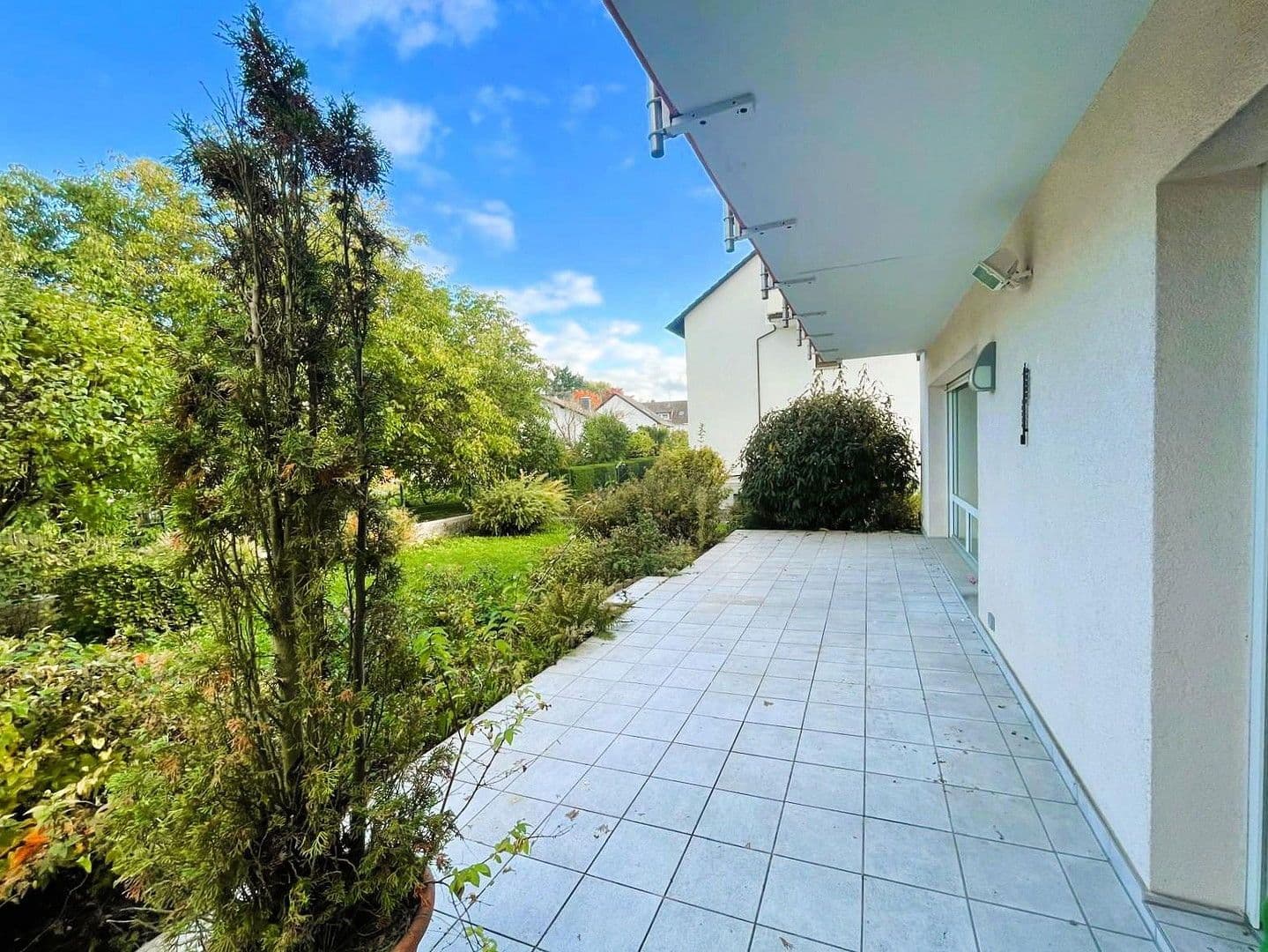 Prodej domu 262 m², pozemek 570 m², Dietzenbach, Hessen Prodej domu 262 m², pozemek 570 m², Dietzenbach, Hessen