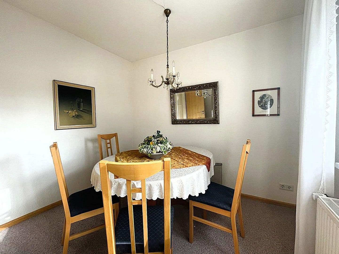 Prodej domu 262 m², pozemek 570 m², Dietzenbach, Hessen Prodej domu 262 m², pozemek 570 m², Dietzenbach, Hessen