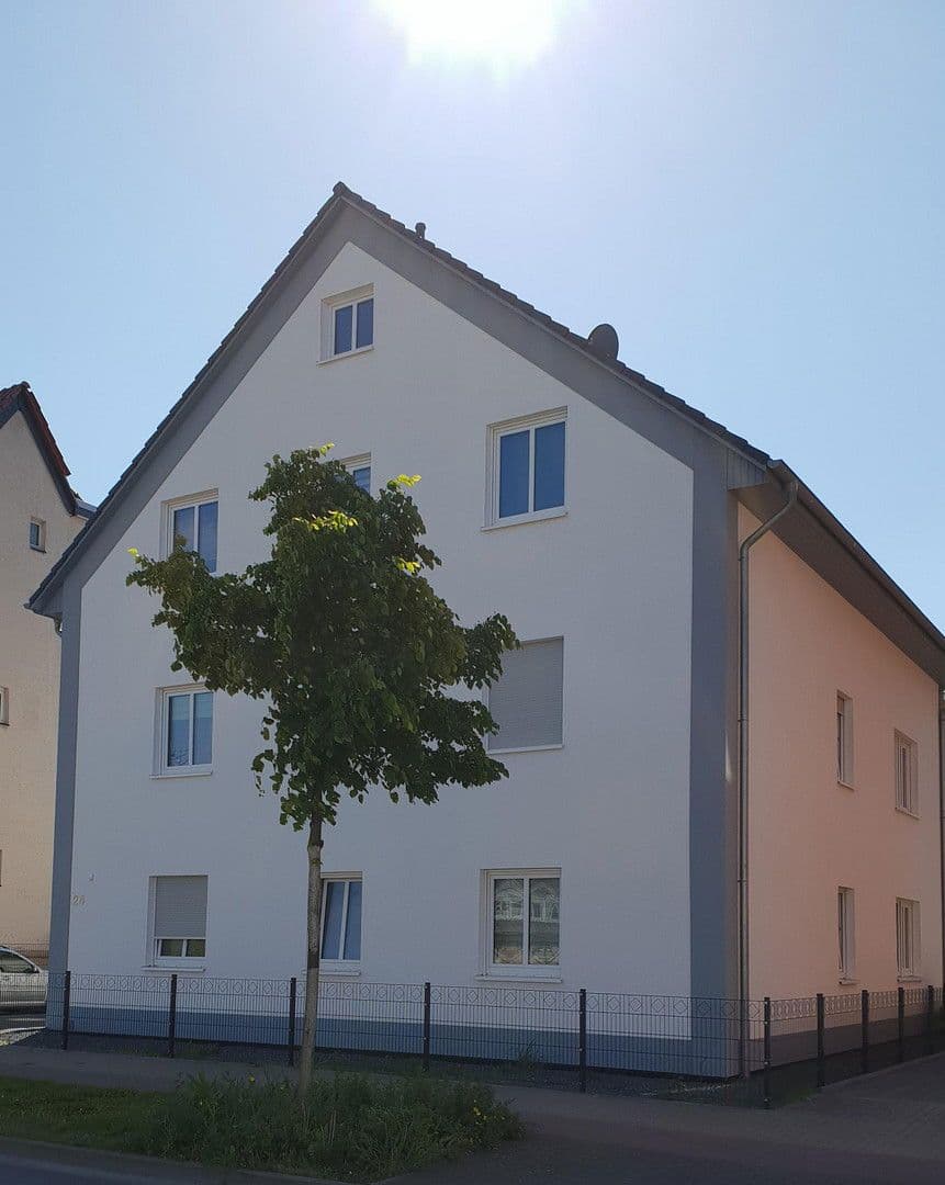 Pronájem bytu 3+1 105 m², Hannoversche Straße 24, Bückeburg, Dolní Sasko Pronájem bytu 3+1 105 m², Hannoversche Straße 24, Bückeburg, Dolní Sasko