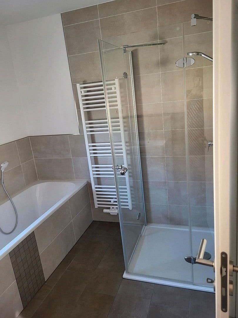 Pronájem bytu 3+1 76 m², Cottbus, Braniborsko Pronájem bytu 3+1 76 m², Cottbus, Braniborsko