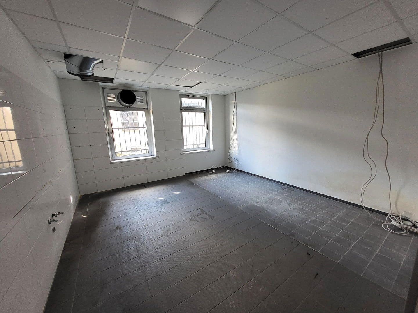 Pronájem nebytového prostoru 110 m², Kaiserwall 20, Recklinghausen, Severní Porýní-Vestfálsko Pronájem nebytového prostoru 110 m², Kaiserwall 20, Recklinghausen, Severní Porýní-Vestfálsko