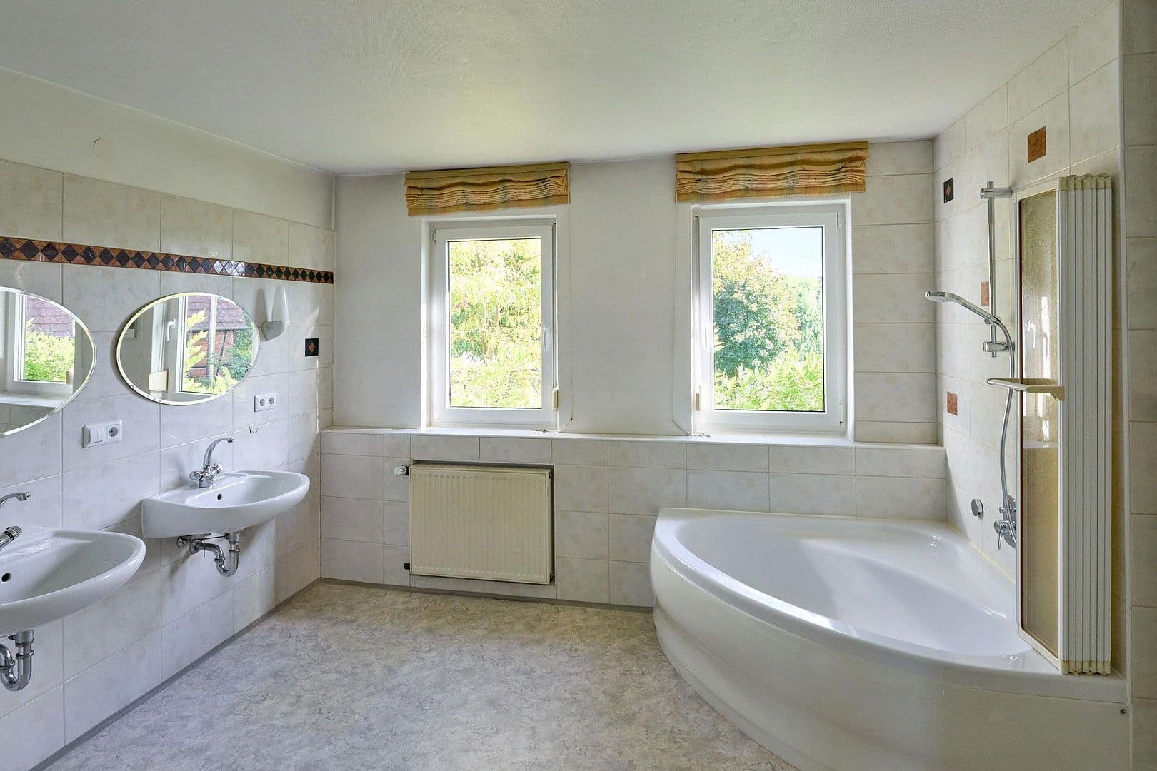 Prodej domu 153 m², pozemek 501 m², Backnang, Bádensko-Württembersko Prodej domu 153 m², pozemek 501 m², Backnang, Bádensko-Württembersko