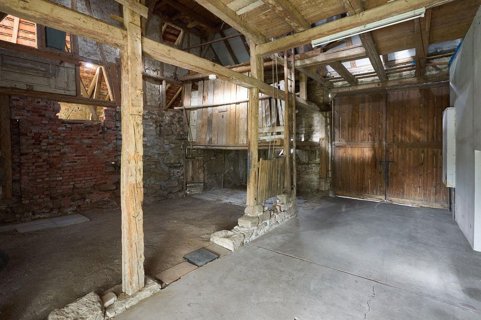 Prodej domu 153 m², pozemek 501 m², Backnang, Bádensko-Württembersko Prodej domu 153 m², pozemek 501 m², Backnang, Bádensko-Württembersko