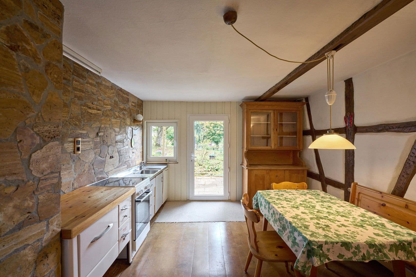 Prodej domu 153 m², pozemek 501 m², Backnang, Bádensko-Württembersko Prodej domu 153 m², pozemek 501 m², Backnang, Bádensko-Württembersko