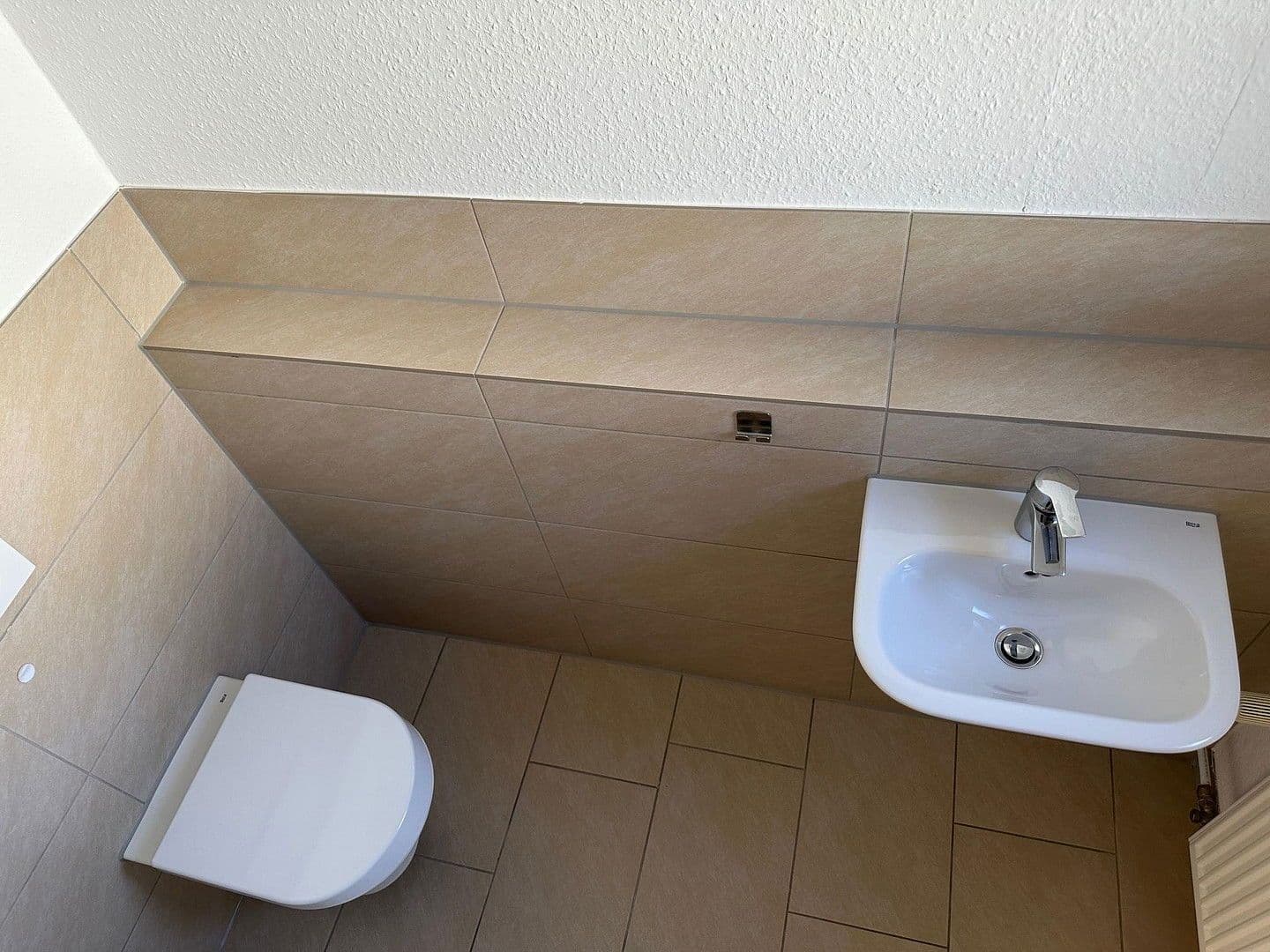 Prodej domu 141 m², pozemek 200 m², Flein, Bádensko-Württembersko Prodej domu 141 m², pozemek 200 m², Flein, Bádensko-Württembersko