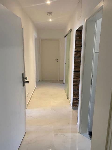 Prodej bytu 3+1 72 m², Frankenstraße 45, Königsbrunn, Bavorsko Prodej bytu 3+1 72 m², Frankenstraße 45, Königsbrunn, Bavorsko