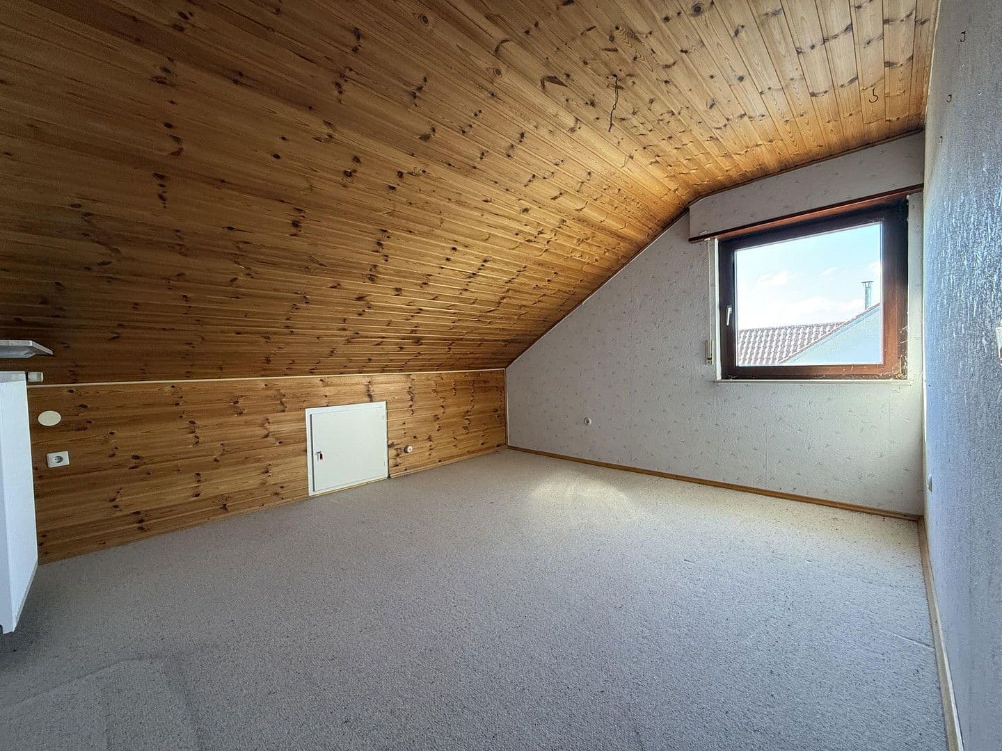 Prodej domu 265 m², pozemek 692 m², Goethestraße 41, Hirschberg an der Bergstraße, Bádensko-Württembersko Prodej domu 265 m², pozemek 692 m², Goethestraße 41, Hirschberg an der Bergstraße, Bádensko-Württembersko