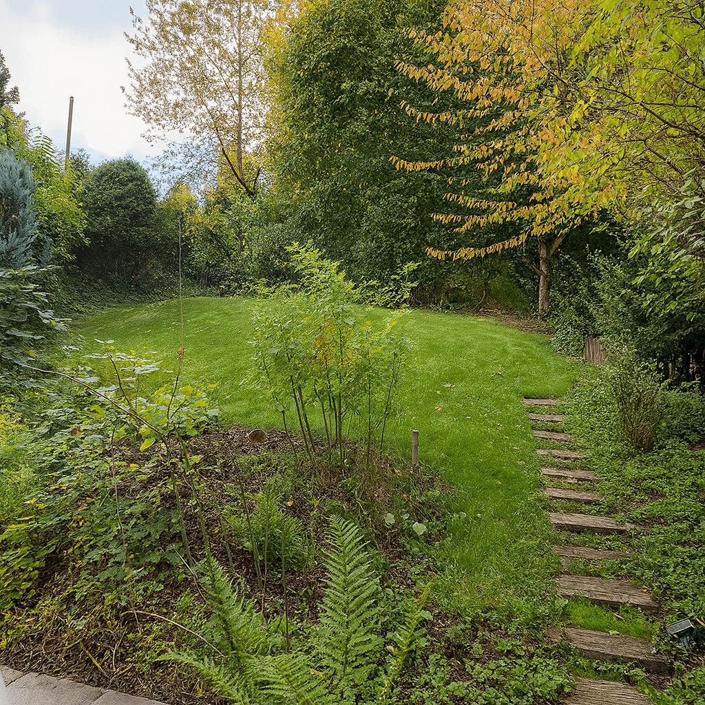 Prodej domu 199 m², pozemek 357 m², Im Haldenhau 17, Stuttgart, Bádensko-Württembersko Prodej domu 199 m², pozemek 357 m², Im Haldenhau 17, Stuttgart, Bádensko-Württembersko