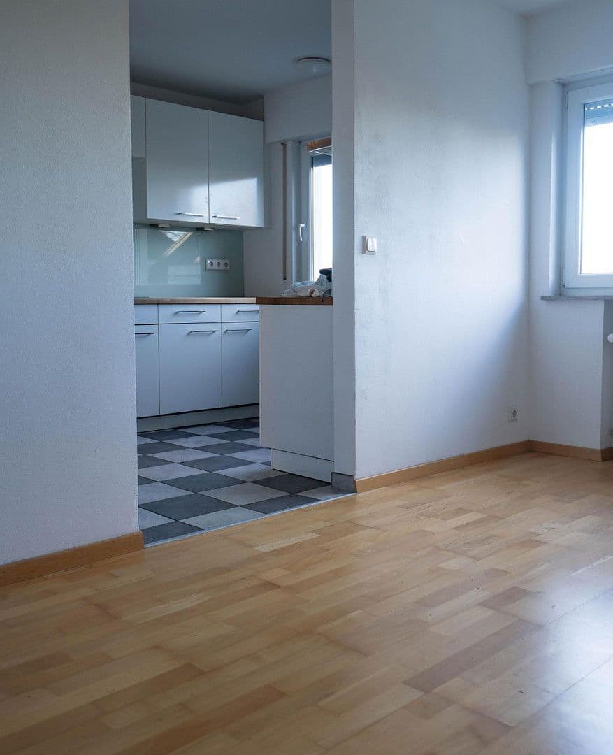 Prodej domu 199 m², pozemek 357 m², Im Haldenhau 17, Stuttgart, Bádensko-Württembersko Prodej domu 199 m², pozemek 357 m², Im Haldenhau 17, Stuttgart, Bádensko-Württembersko