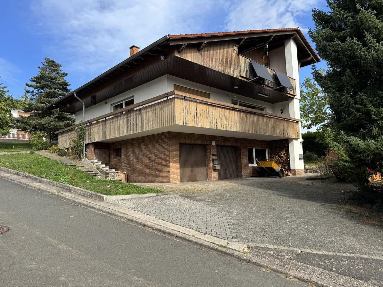 Prodej domu 408 m², pozemek 1.077 m², Martinstein, Porýní-Falc Prodej domu 408 m², pozemek 1.077 m², Martinstein, Porýní-Falc