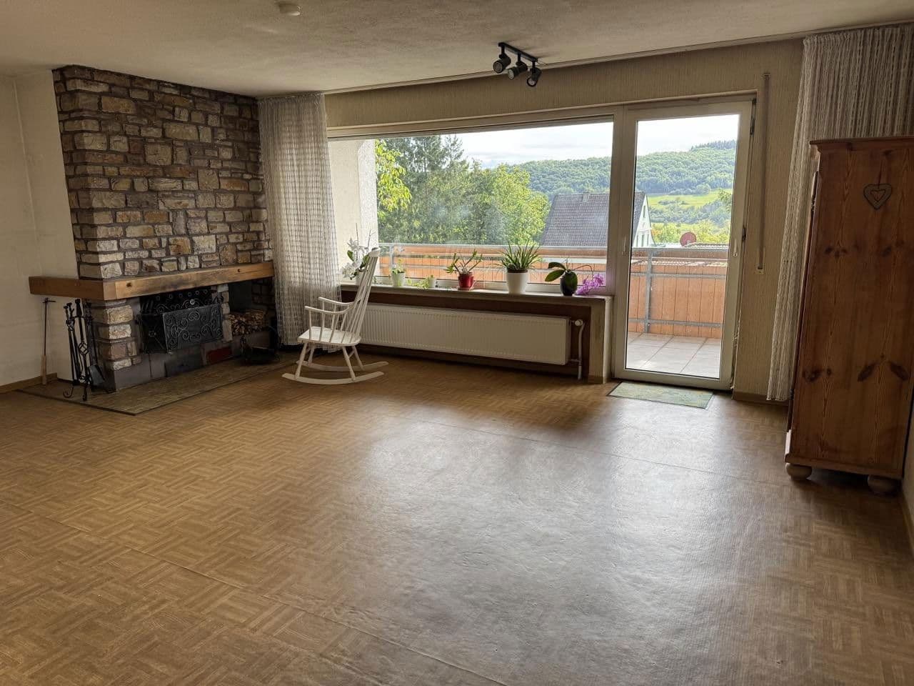 Prodej domu 408 m², pozemek 1.077 m², Martinstein, Porýní-Falc Prodej domu 408 m², pozemek 1.077 m², Martinstein, Porýní-Falc