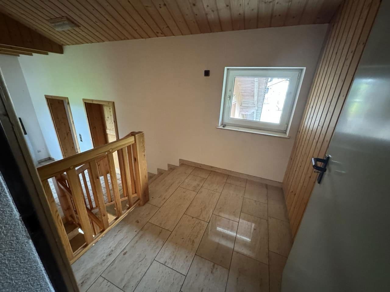 Prodej domu 408 m², pozemek 1.077 m², Martinstein, Porýní-Falc Prodej domu 408 m², pozemek 1.077 m², Martinstein, Porýní-Falc