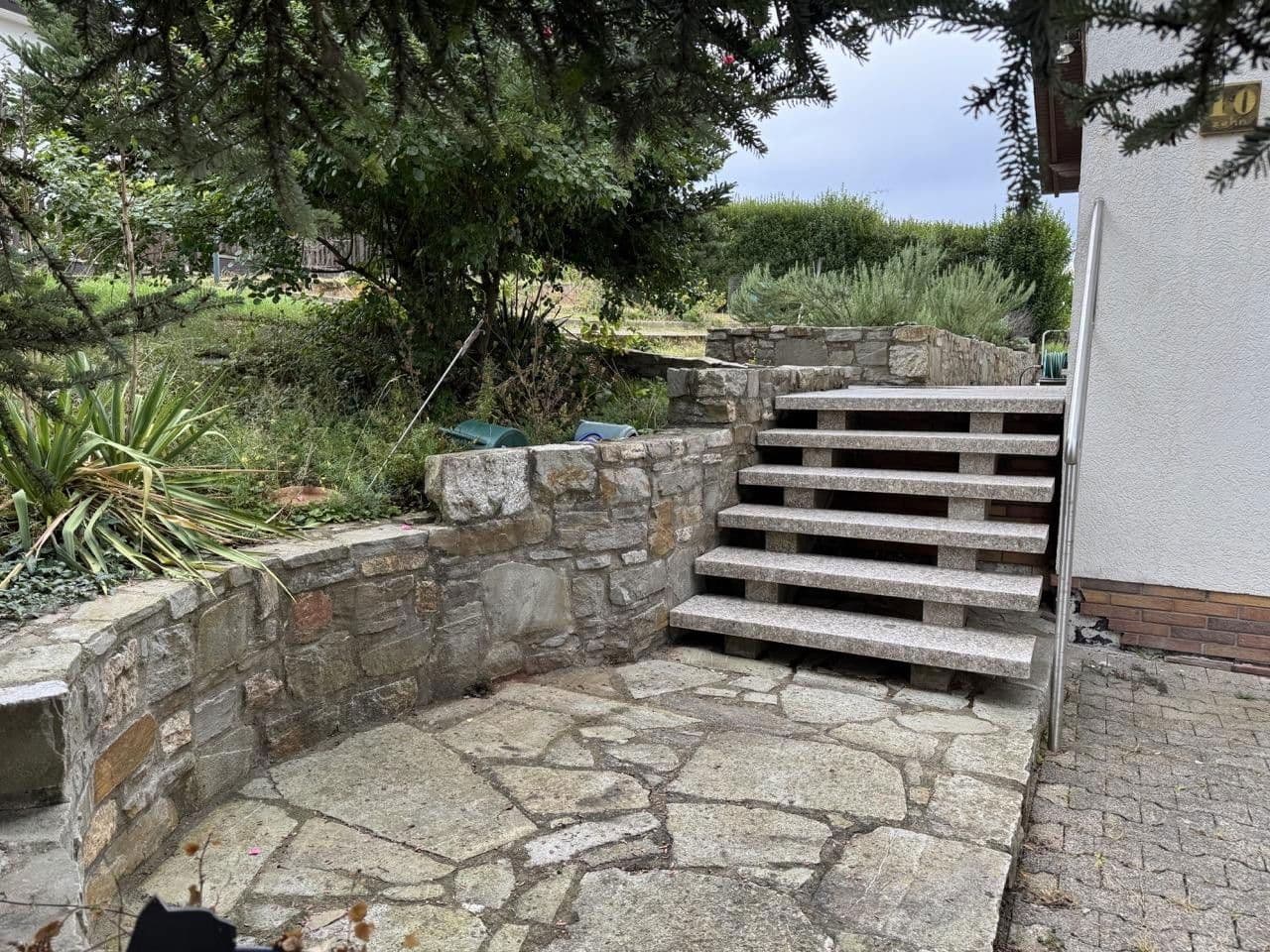 Prodej domu 408 m², pozemek 1.077 m², Martinstein, Porýní-Falc Prodej domu 408 m², pozemek 1.077 m², Martinstein, Porýní-Falc