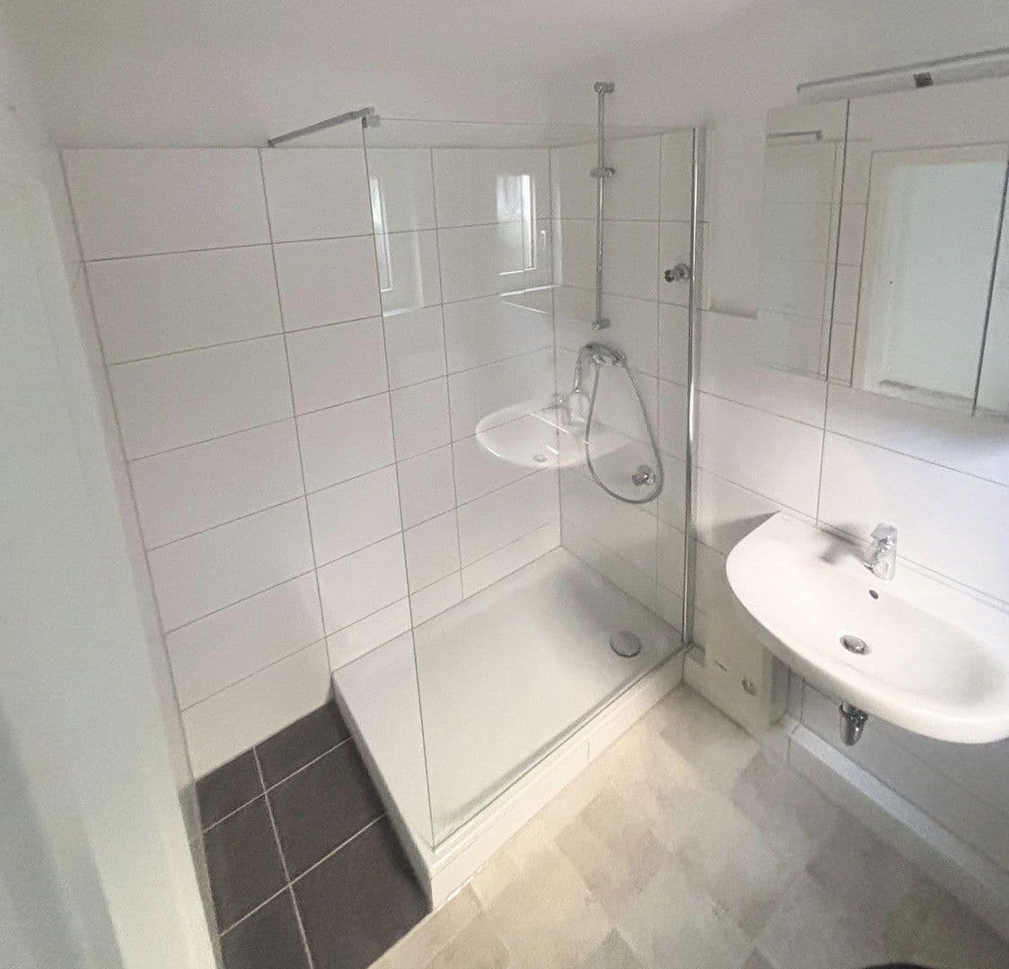 Pronájem bytu 3+1 75 m², Wertherstr., Bielefeld, Severní Porýní-Vestfálsko Pronájem bytu 3+1 75 m², Wertherstr., Bielefeld, Severní Porýní-Vestfálsko