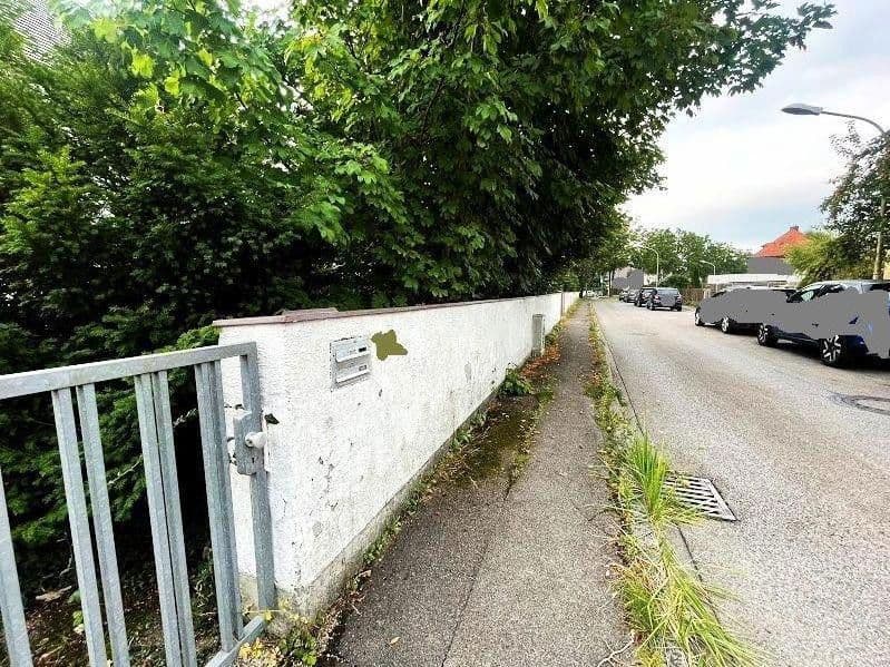 Prodej domu 110 m², pozemek 884 m², Nibelungenstr. 40, Dachau, Bavorsko Prodej domu 110 m², pozemek 884 m², Nibelungenstr. 40, Dachau, Bavorsko