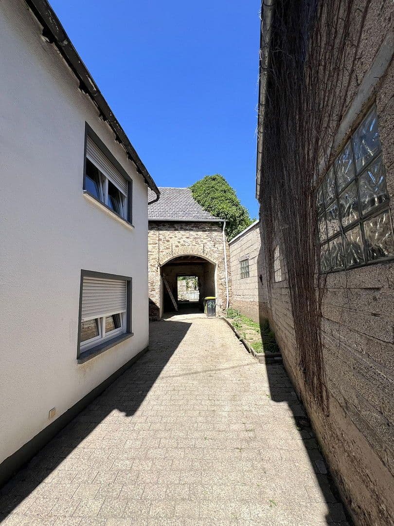 Prodej domu 100 m², pozemek 320 m², Neuhäusel, Porýní-Falc Prodej domu 100 m², pozemek 320 m², Neuhäusel, Porýní-Falc