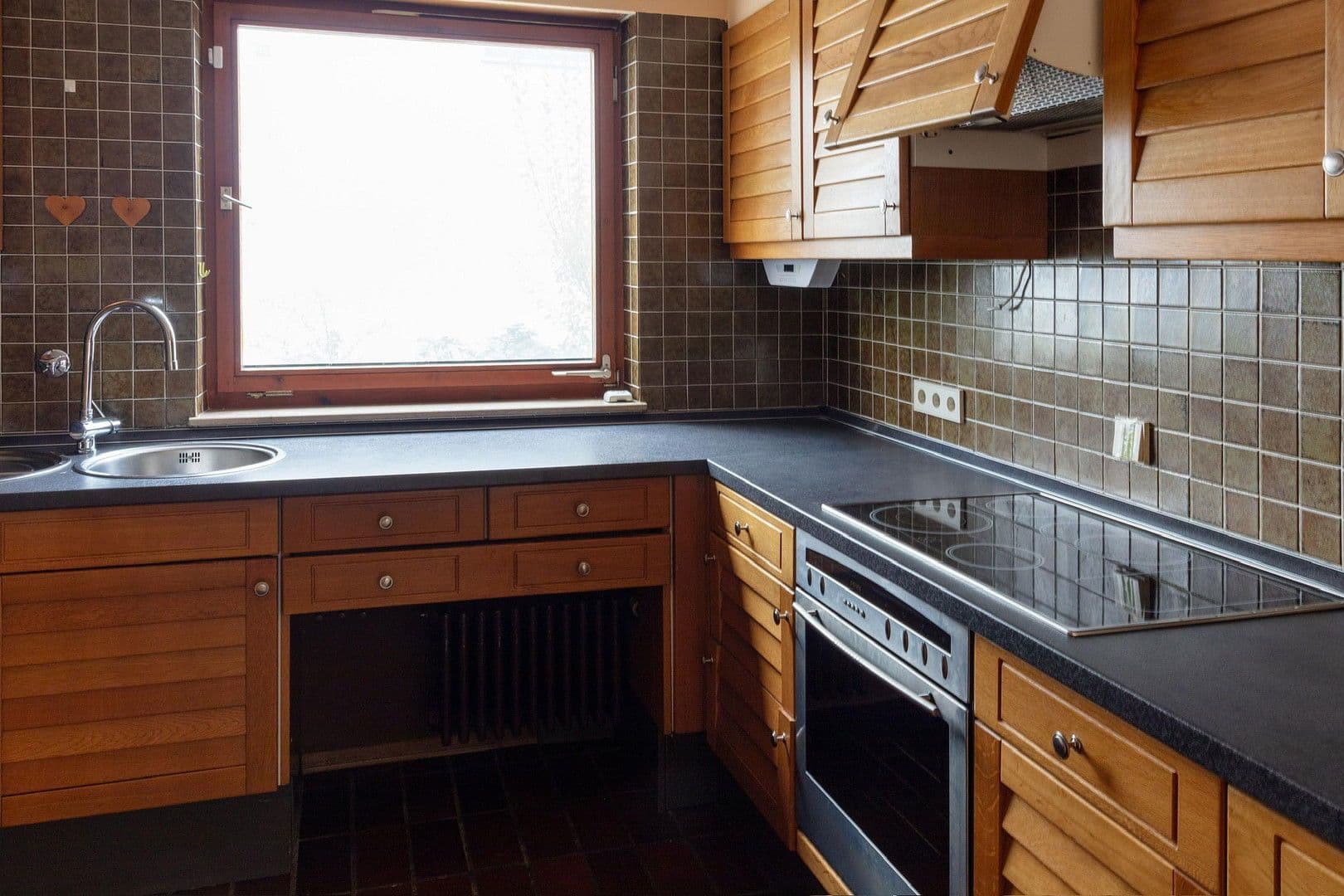Prodej domu 160 m², pozemek 410 m², Meisenbergweg 16, Leonberg, Bádensko-Württembersko Prodej domu 160 m², pozemek 410 m², Meisenbergweg 16, Leonberg, Bádensko-Württembersko