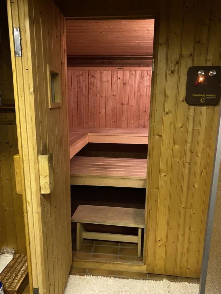 Prodej domu 160 m², pozemek 410 m², Meisenbergweg 16, Leonberg, Bádensko-Württembersko Prodej domu 160 m², pozemek 410 m², Meisenbergweg 16, Leonberg, Bádensko-Württembersko