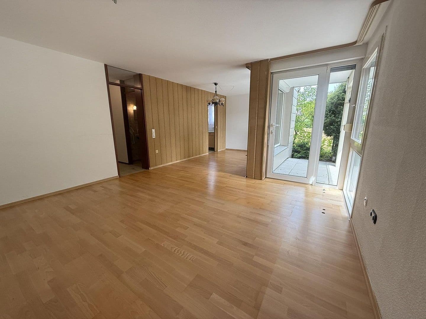 Prodej bytu 3+1 79 m², Neißestraße 6, Schwäbisch Gmünd, Bádensko-Württembersko Prodej bytu 3+1 79 m², Neißestraße 6, Schwäbisch Gmünd, Bádensko-Württembersko