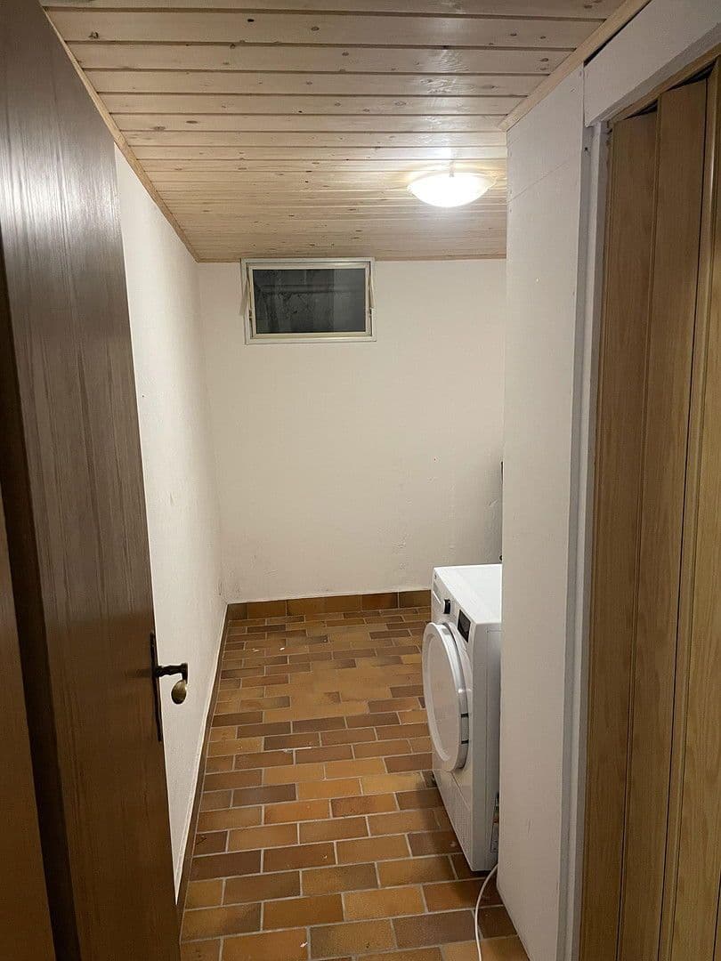 Pronájem bytu 1+1 35 m², Schwarzer Weg 2a, Darmstadt, Hessen Pronájem bytu 1+1 35 m², Schwarzer Weg 2a, Darmstadt, Hessen