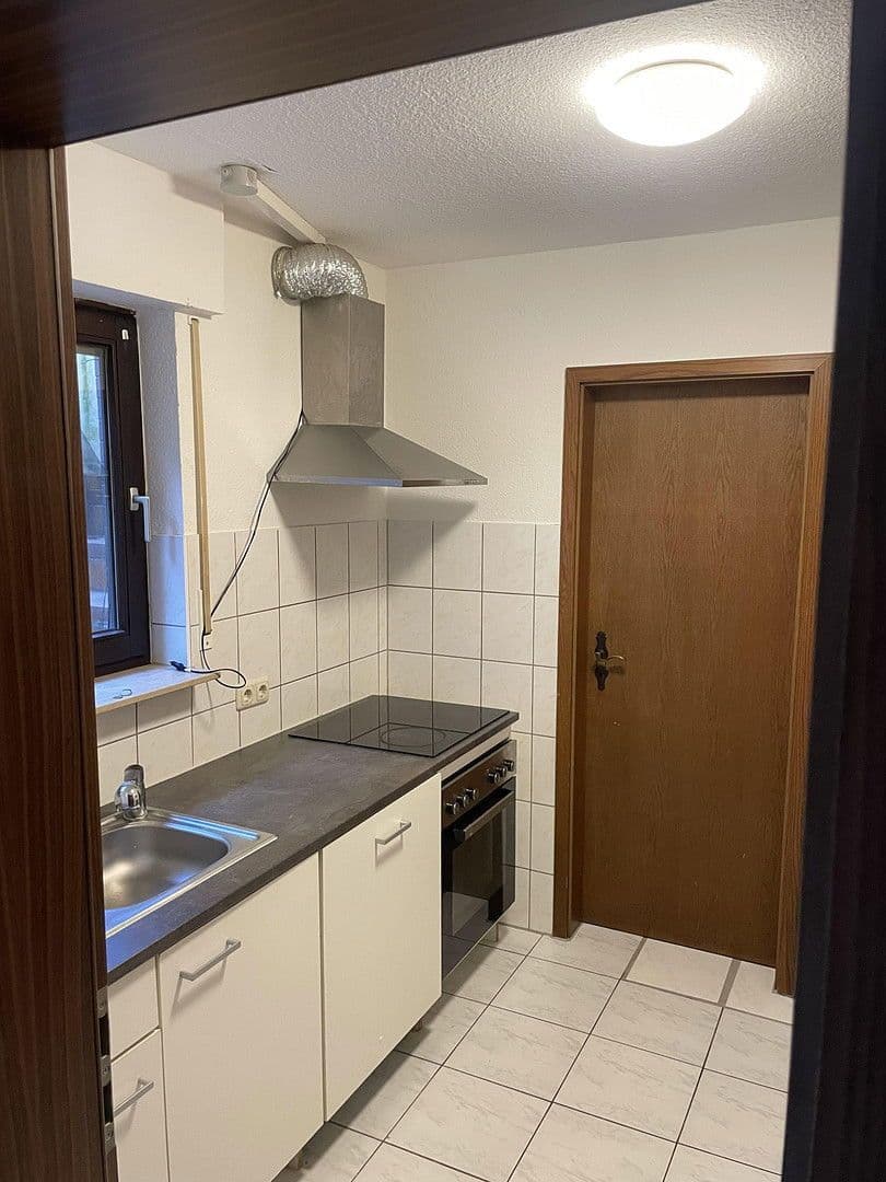 Pronájem bytu 1+1 35 m², Schwarzer Weg 2a, Darmstadt, Hessen Pronájem bytu 1+1 35 m², Schwarzer Weg 2a, Darmstadt, Hessen