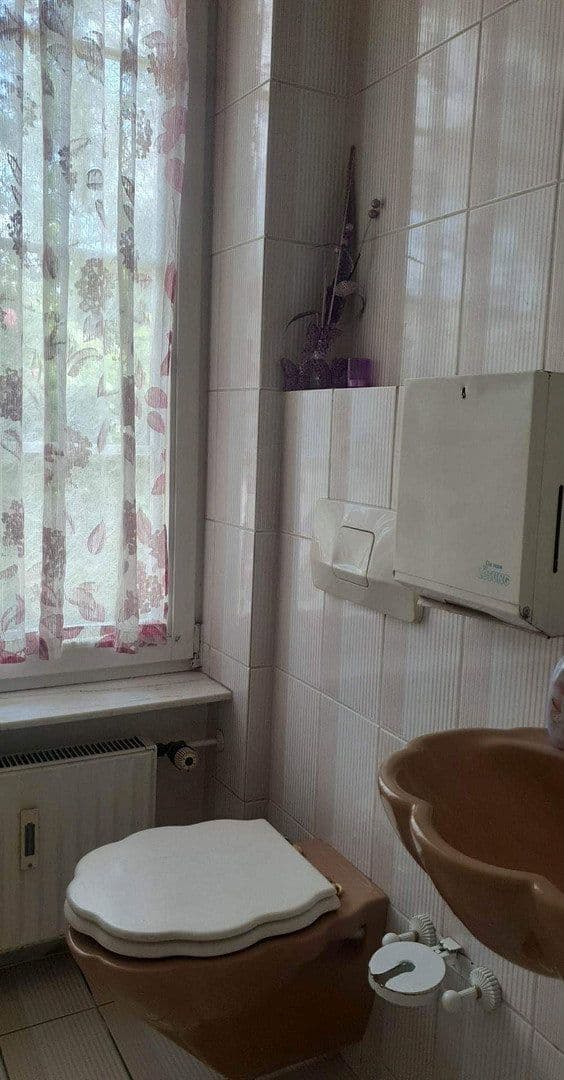 Prodej domu 240 m², pozemek 3.325 m², Riedstr.5, Munderkingen, Bádensko-Württembersko Prodej domu 240 m², pozemek 3.325 m², Riedstr.5, Munderkingen, Bádensko-Württembersko