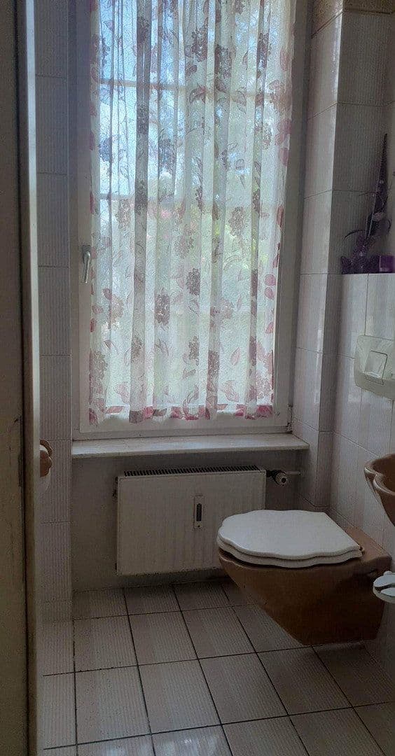 Prodej domu 240 m², pozemek 3.325 m², Riedstr.5, Munderkingen, Bádensko-Württembersko Prodej domu 240 m², pozemek 3.325 m², Riedstr.5, Munderkingen, Bádensko-Württembersko