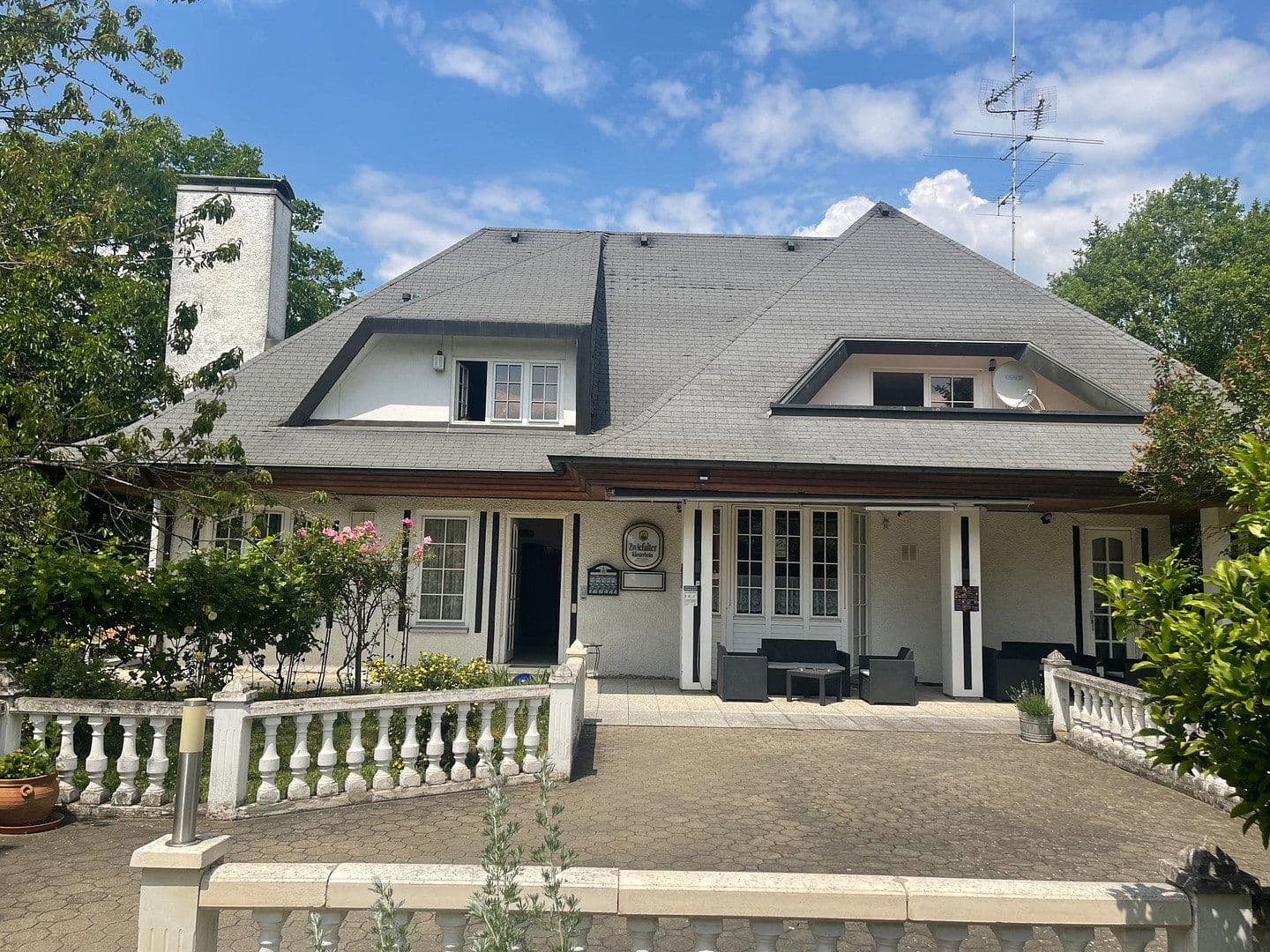 Prodej domu 240 m², pozemek 3.325 m², Riedstr.5, Munderkingen, Bádensko-Württembersko Prodej domu 240 m², pozemek 3.325 m², Riedstr.5, Munderkingen, Bádensko-Württembersko