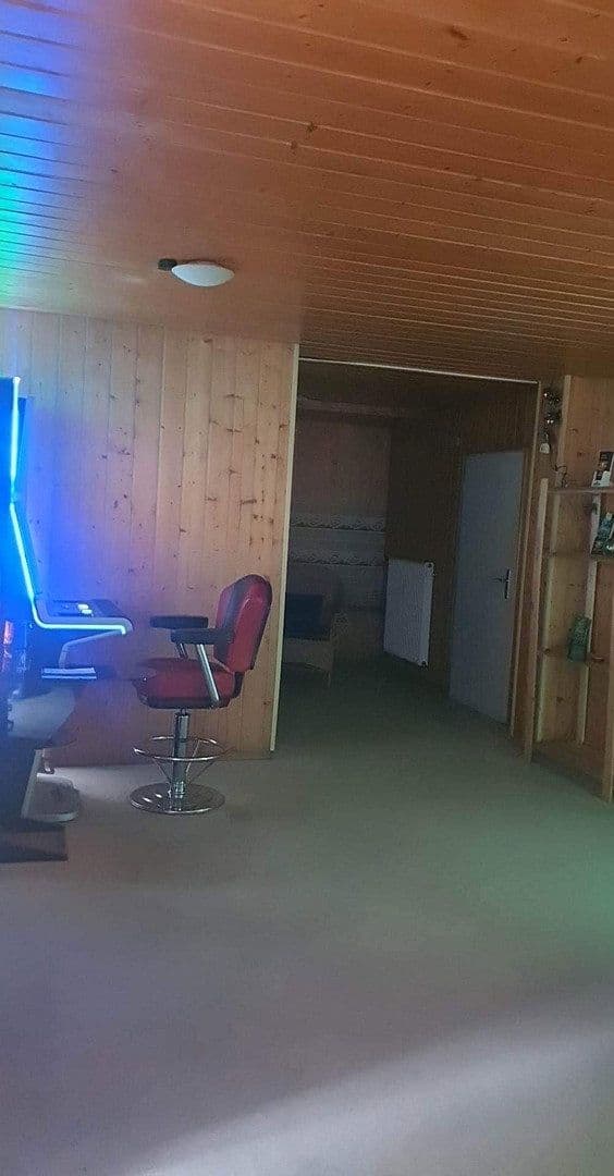 Prodej domu 240 m², pozemek 3.325 m², Riedstr.5, Munderkingen, Bádensko-Württembersko Prodej domu 240 m², pozemek 3.325 m², Riedstr.5, Munderkingen, Bádensko-Württembersko