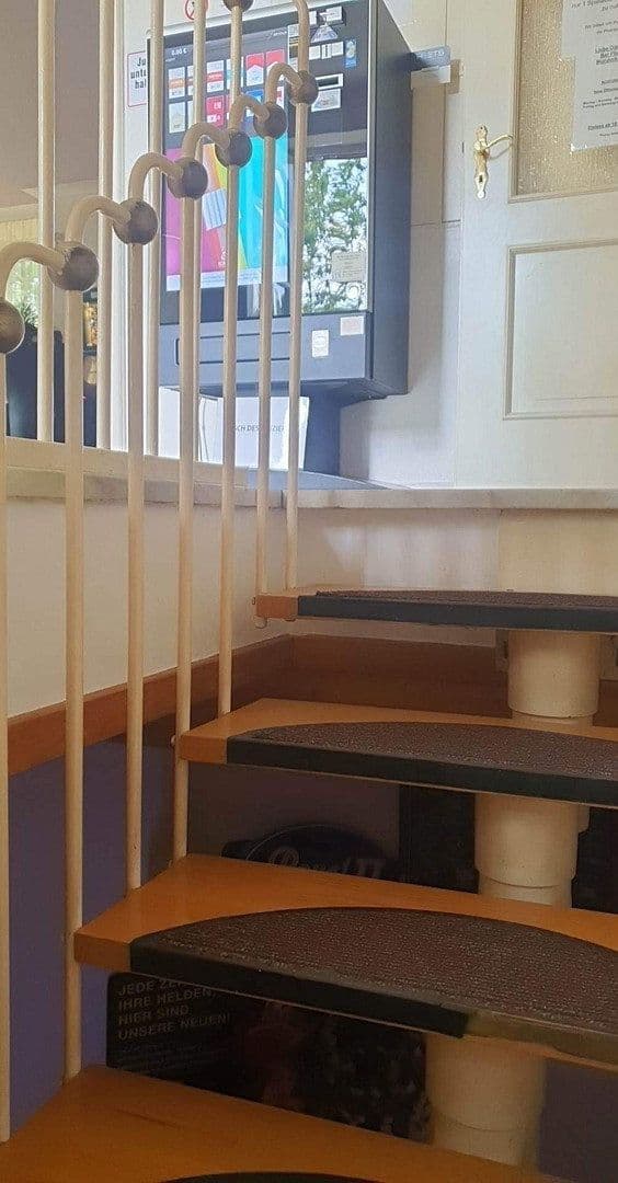 Prodej domu 240 m², pozemek 3.325 m², Riedstr.5, Munderkingen, Bádensko-Württembersko Prodej domu 240 m², pozemek 3.325 m², Riedstr.5, Munderkingen, Bádensko-Württembersko