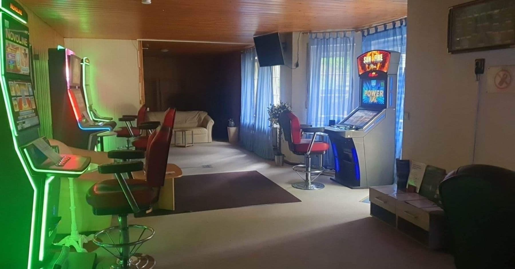 Prodej domu 240 m², pozemek 3.325 m², Riedstr.5, Munderkingen, Bádensko-Württembersko Prodej domu 240 m², pozemek 3.325 m², Riedstr.5, Munderkingen, Bádensko-Württembersko