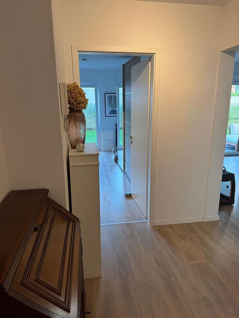 Pronájem bytu 4+kk 99 m², Paderborn, Severní Porýní-Vestfálsko Pronájem bytu 4+kk 99 m², Paderborn, Severní Porýní-Vestfálsko