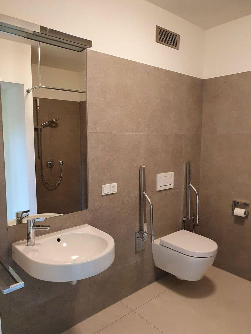 Pronájem bytu 2+1 72 m², Sülldorfer Kirchenweg 202, Hamburg, Hamburg Pronájem bytu 2+1 72 m², Sülldorfer Kirchenweg 202, Hamburg, Hamburg