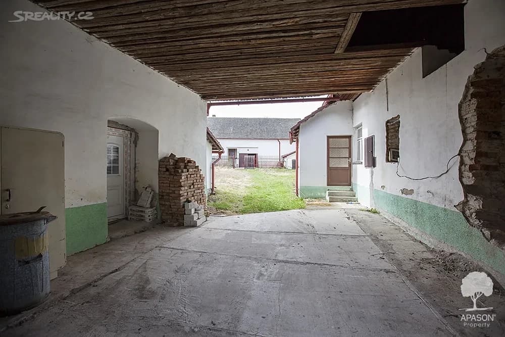 Prodej domu 360 m², pozemek 360 m², Drahonice, Jihočeský kraj Prodej domu 360 m², pozemek 360 m², Drahonice, Jihočeský kraj