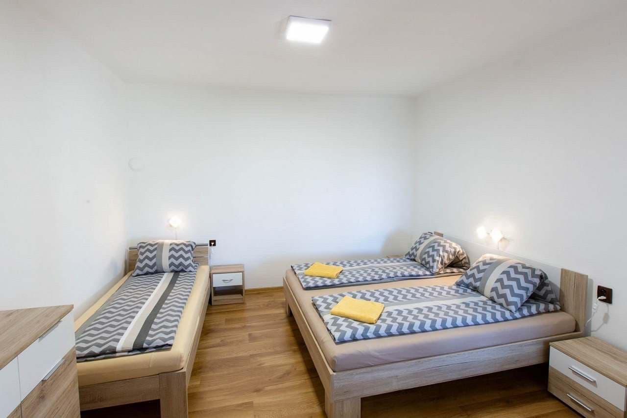 Prodej domu 166 m², pozemek 692 m², Pohraniční, Hrabětice, Jihomoravský kraj Prodej domu 166 m², pozemek 692 m², Pohraniční, Hrabětice, Jihomoravský kraj