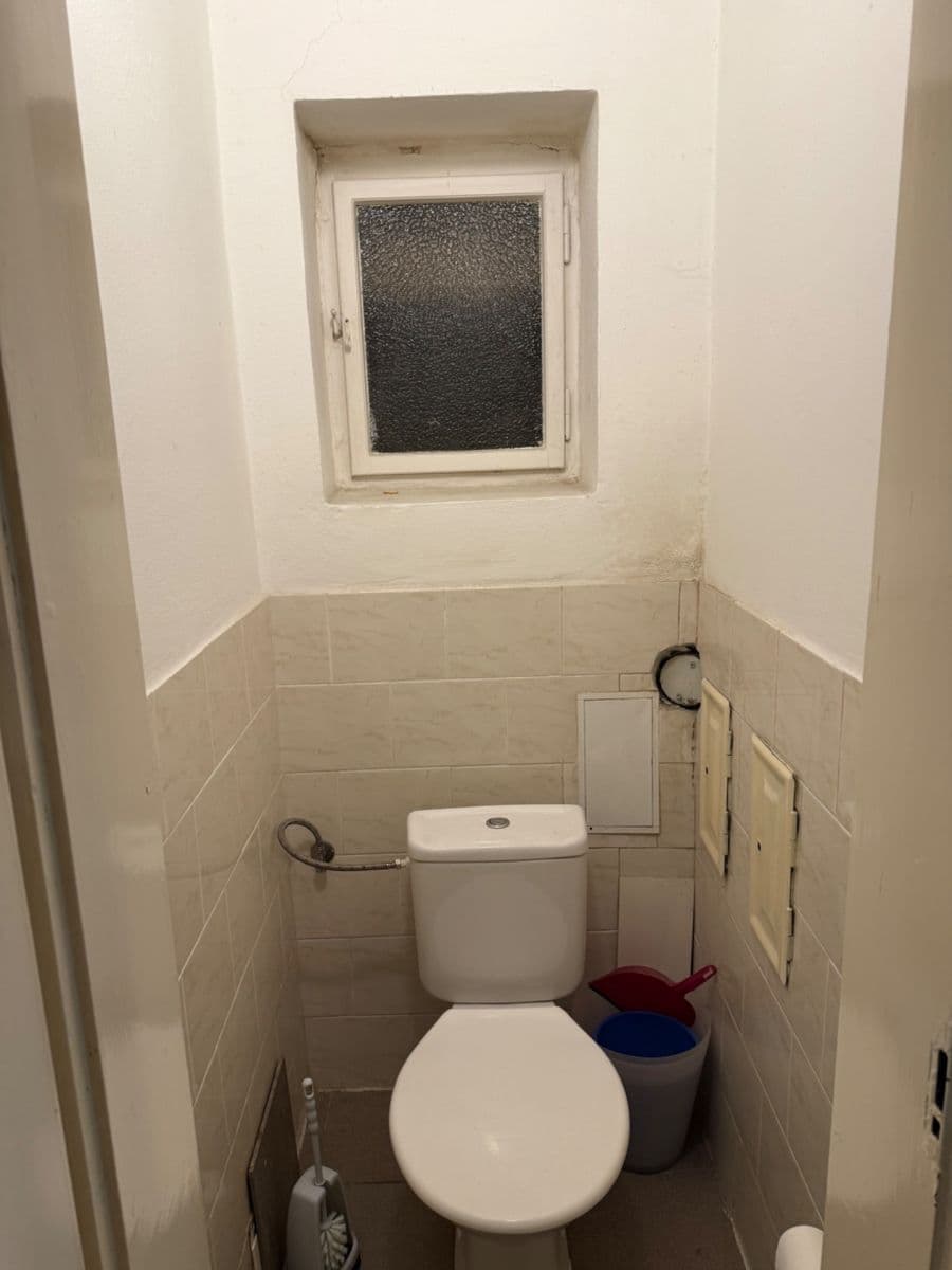 Pronájem nebytového prostoru 52 m², Čechova, Praha, Praha Pronájem nebytového prostoru 52 m², Čechova, Praha, Praha