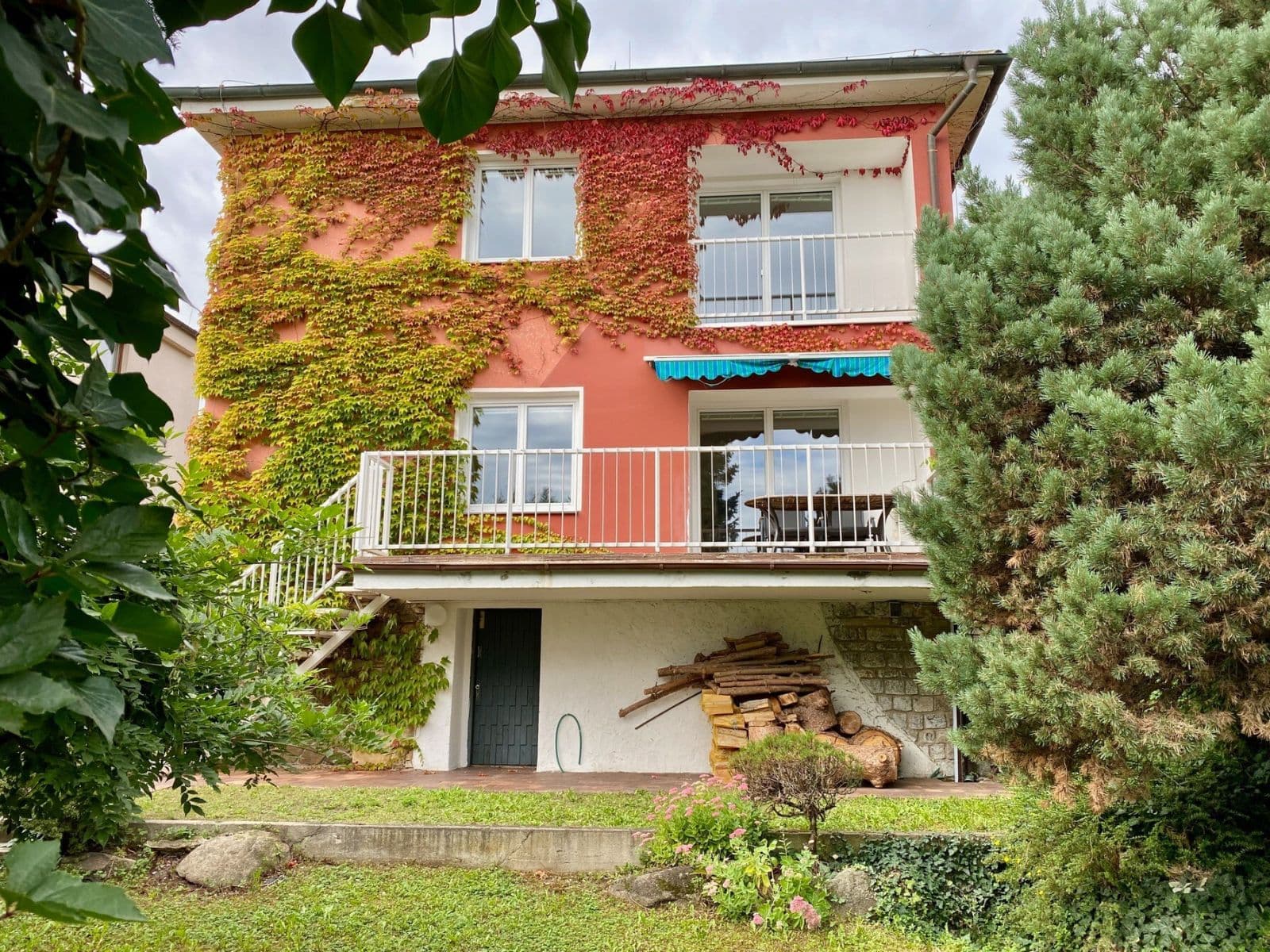 Prodej domu 232 m², pozemek 417 m², Hornocholupická, Praha, Praha Prodej domu 232 m², pozemek 417 m², Hornocholupická, Praha, Praha