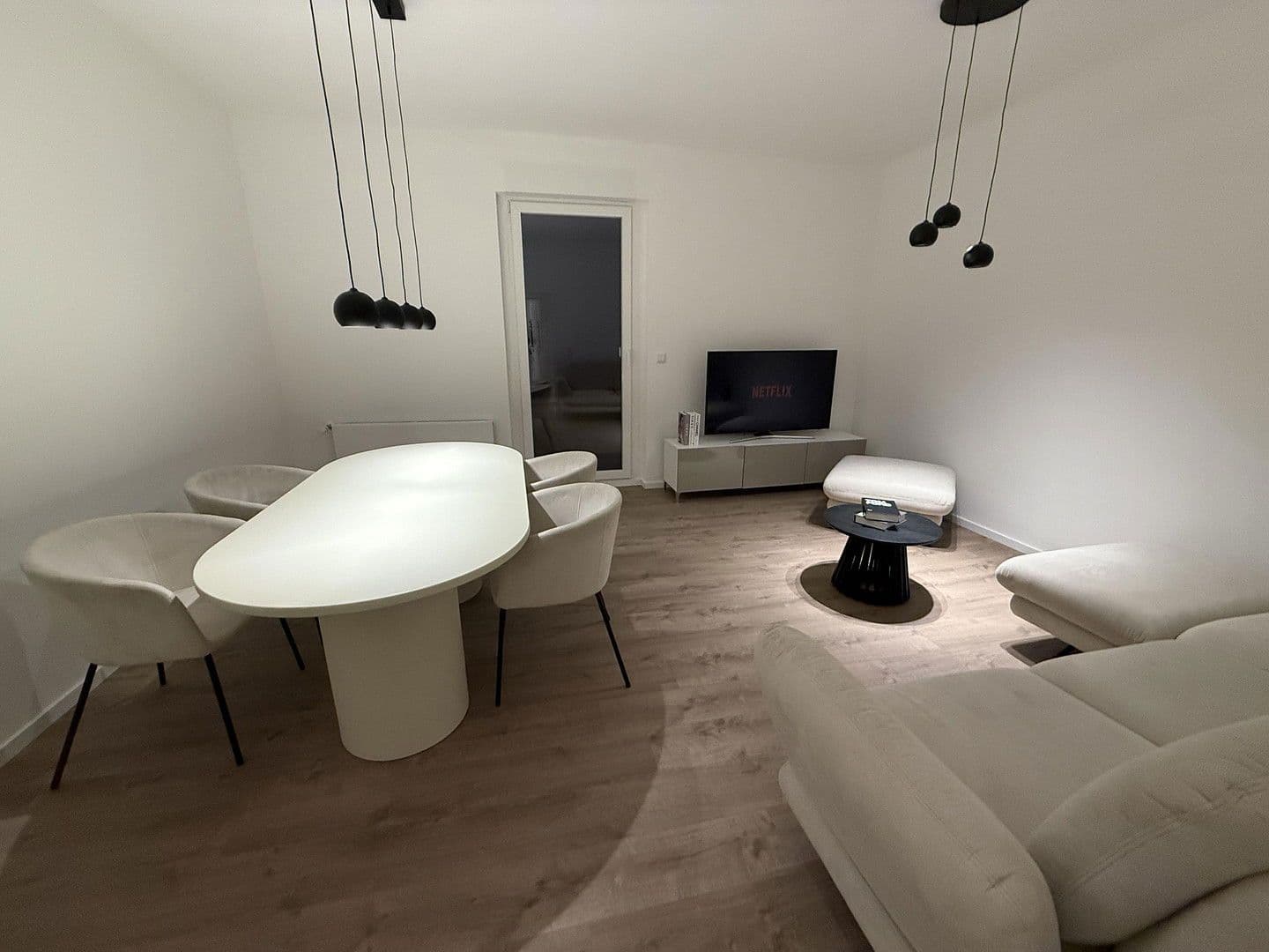 Pronájem bytu 3+1 75 m², Cecilienstraße 32, Troisdorf, Severní Porýní-Vestfálsko Pronájem bytu 3+1 75 m², Cecilienstraße 32, Troisdorf, Severní Porýní-Vestfálsko