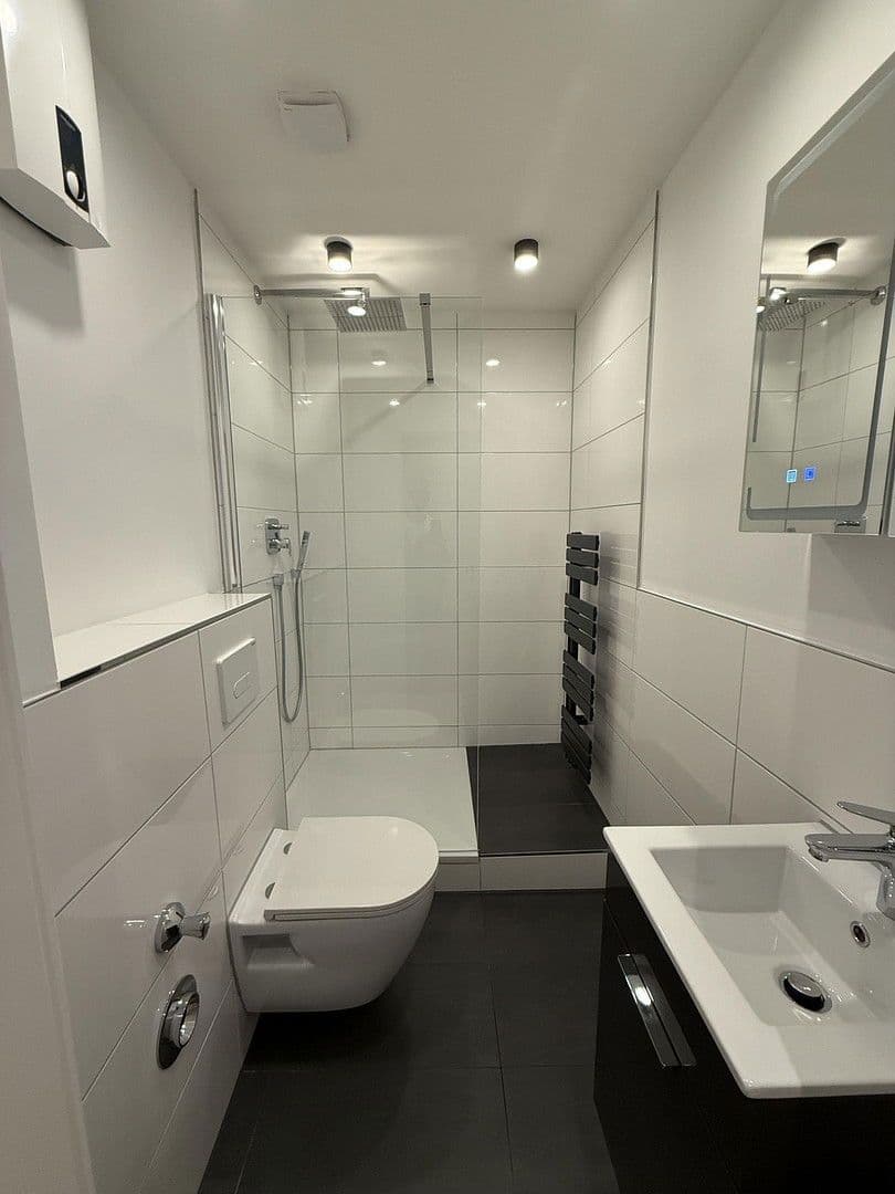 Pronájem bytu 3+1 75 m², Cecilienstraße 32, Troisdorf, Severní Porýní-Vestfálsko Pronájem bytu 3+1 75 m², Cecilienstraße 32, Troisdorf, Severní Porýní-Vestfálsko